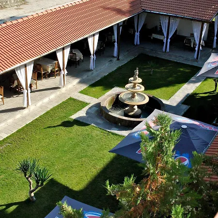Ivelia Hotel