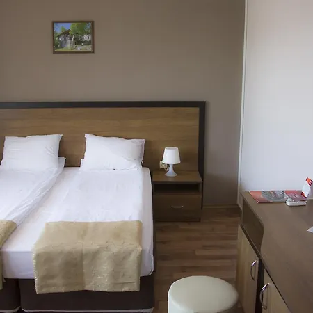 Ivelia 3* Dubnitsa