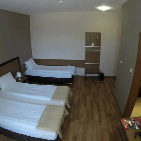 Ivelia Hotel