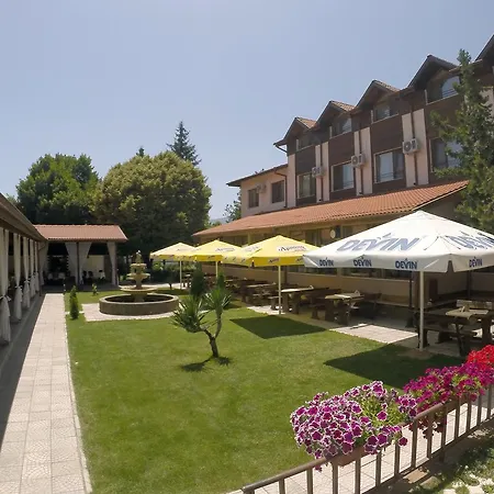 Hotel Ivelia 3*