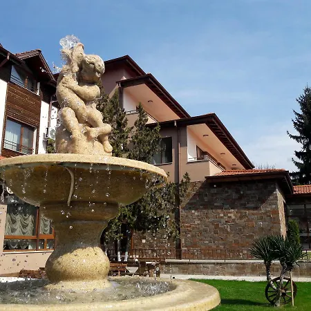 ホテル Ivelia Dŭbnitsa